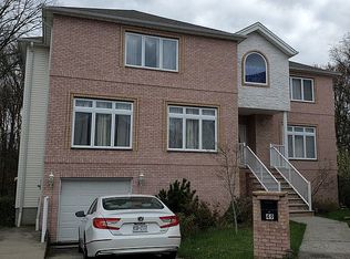 49 Brookside Loop, Staten Island, NY 10309