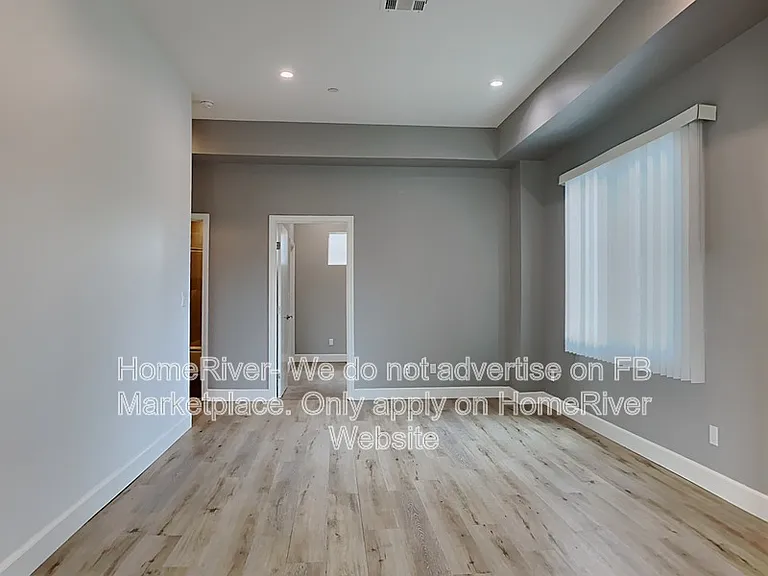 5749.5 Klump Ave — Photo 2