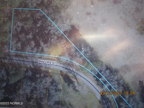 1 Phillips Street, Clinton, NC 28328