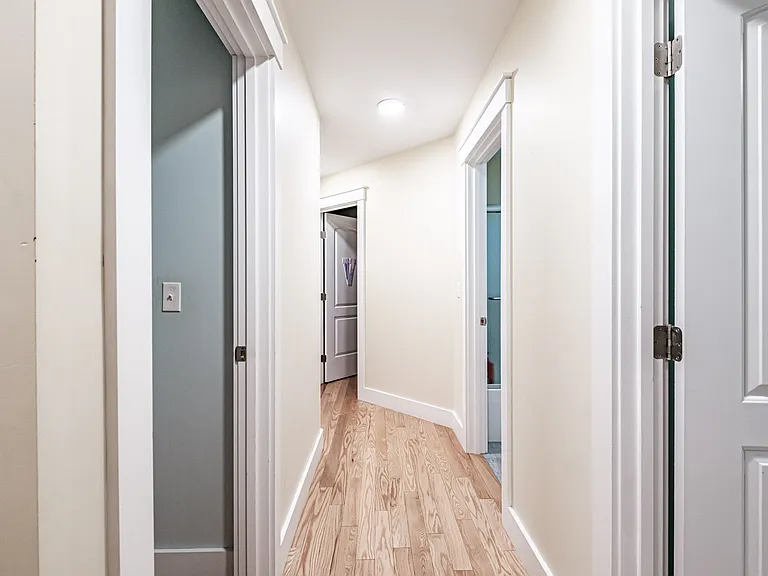 44 Gristmill Ln — Photo 32