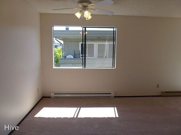 4th image of 6568 4th Ave NE APT 28