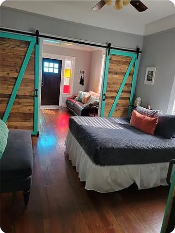2 bed, 1.0 bath, 700 sqft, $1,250 — Photo 4