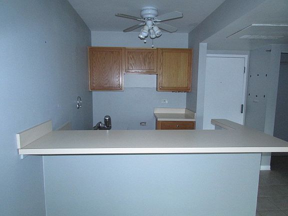 4th image of 140 W Wood St Unit 416