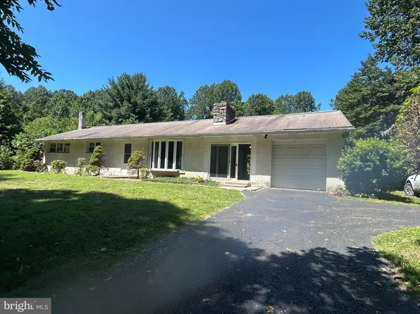 563 Rock Run Rd, Pottstown, PA 19465