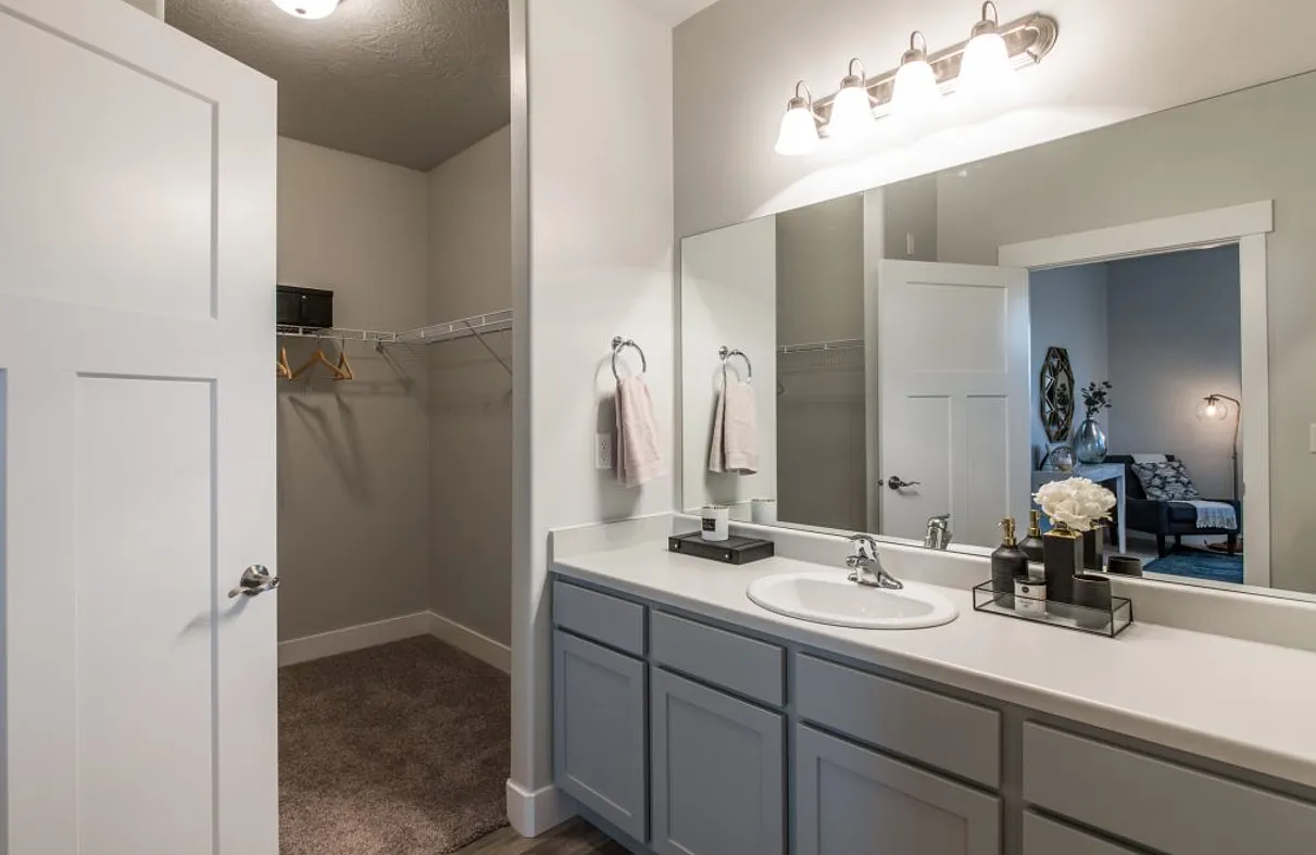3 bed, 1272 sqft, $1,795 — Photo 2