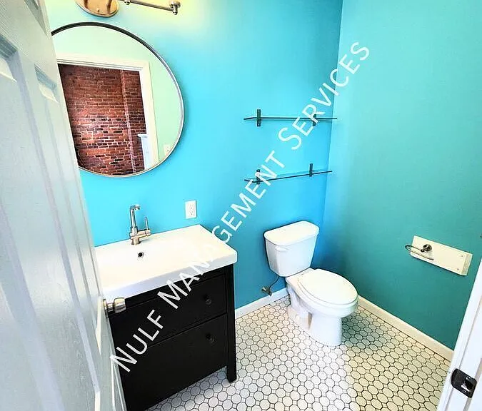 4929 Butler St #2 — Photo 5
