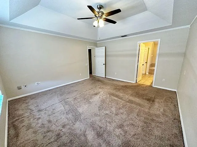 955 W Charing Cross Cir — Photo 18