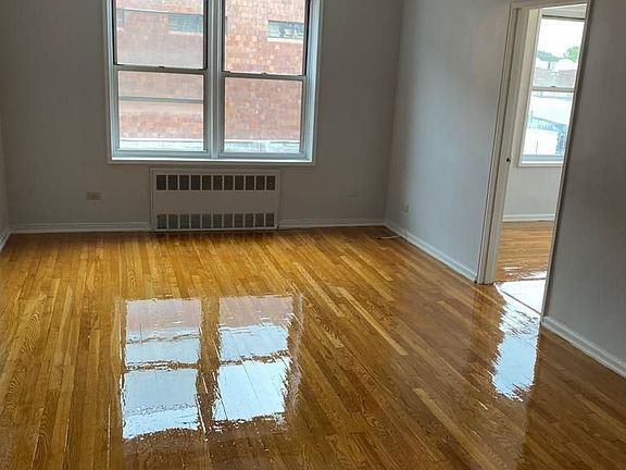5th image of 759 E 10th St APT 4J