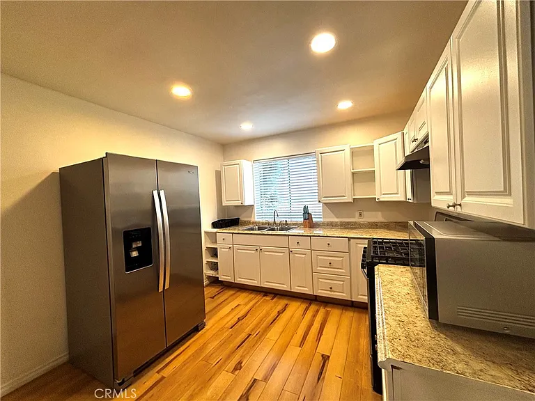 16877 Orangecrest Ct #B — Photo 12