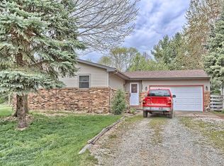 505 Southwood Dr, Mahomet, IL