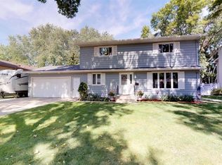 1114 Grace Ave SW, Willmar, MN 56201