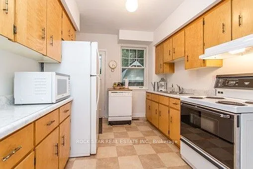 146 Everden Rd — Photo 7