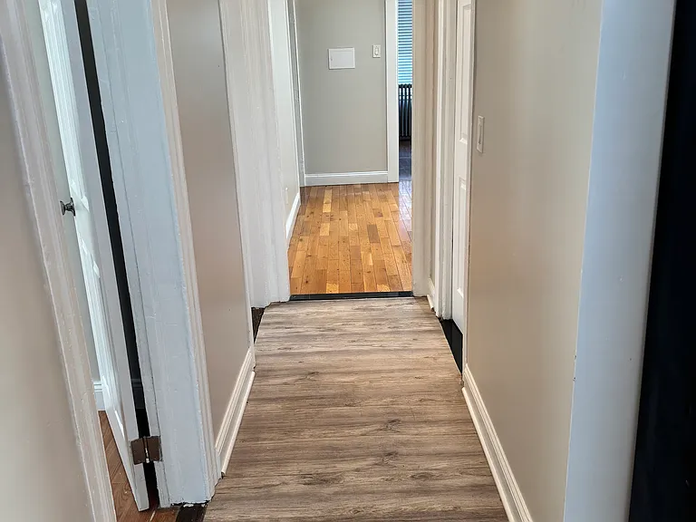 34 Gladstone Ave #1 — Photo 1