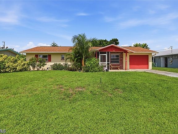 2nd image of 4531 SE 11th Pl