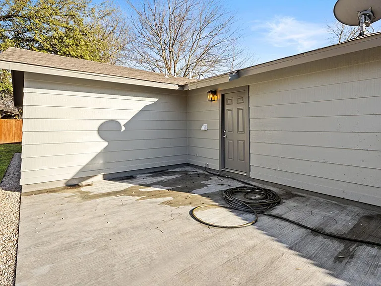 2302 Sorret Tree Ct — Photo 11