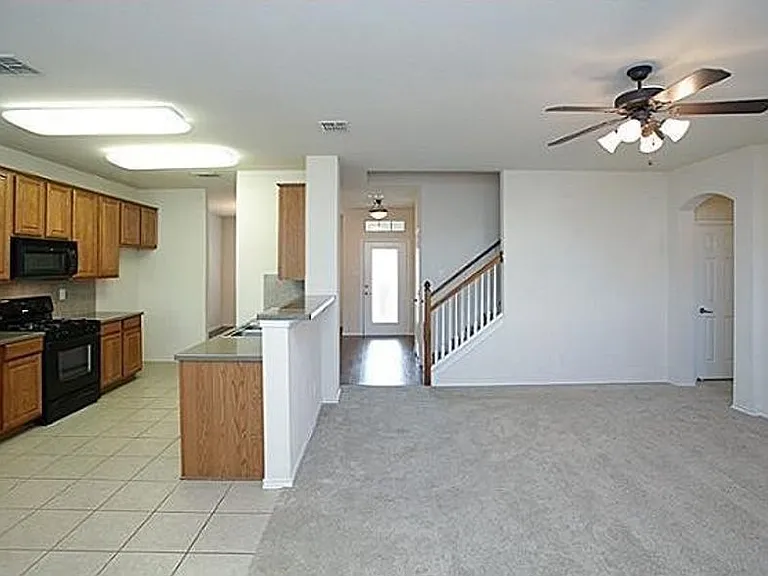 1407 Hazelwood Dr — Photo 13