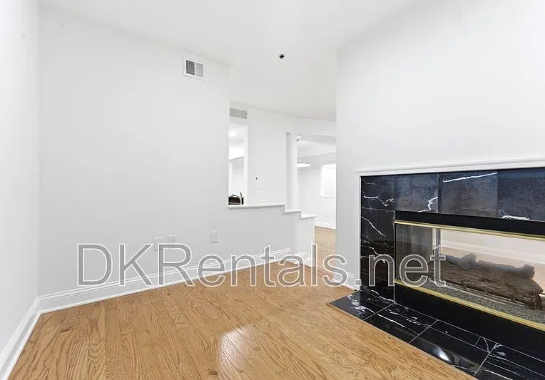220 Renaissance Pkwy NE #2111 — Photo 13