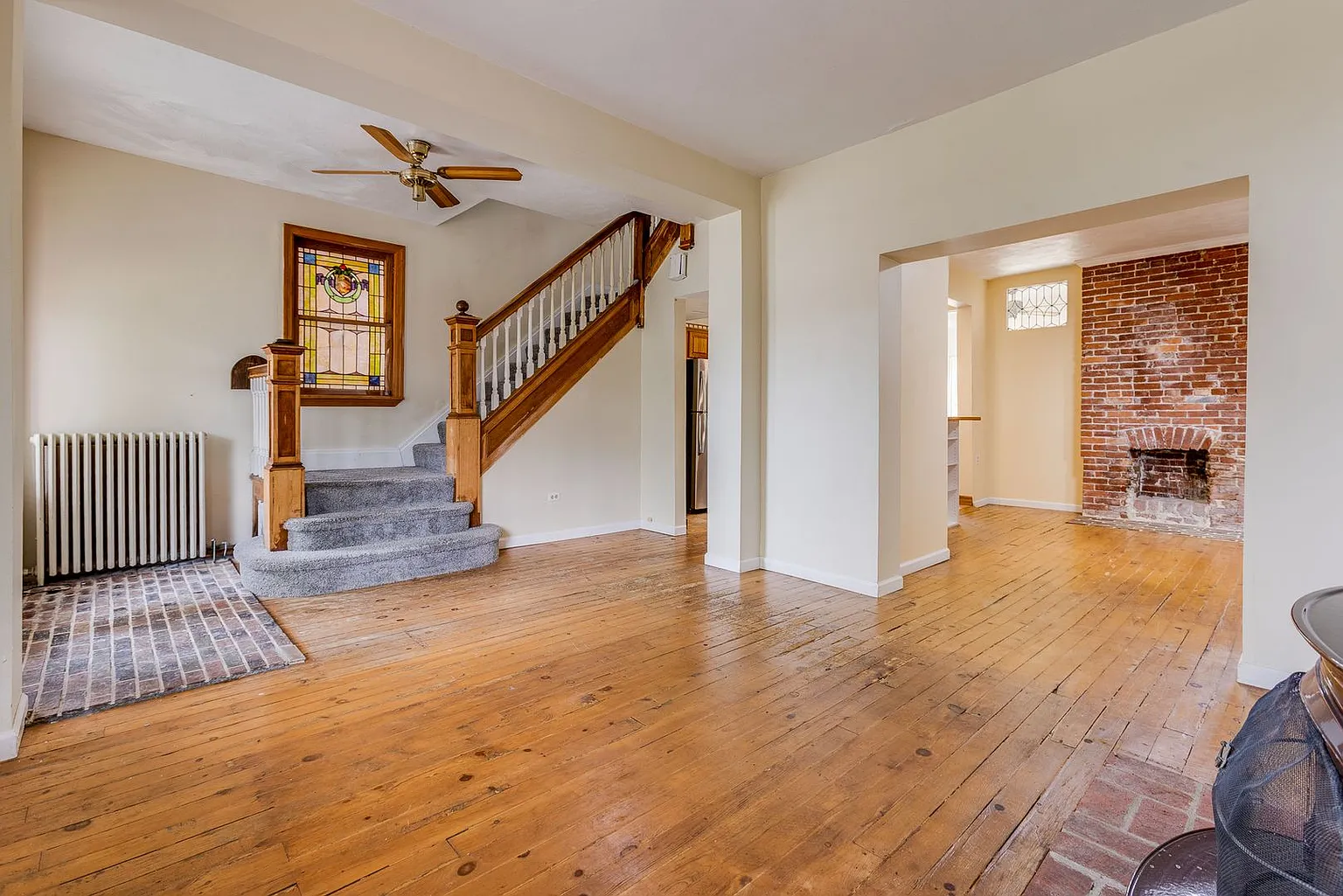 325 Alice St photo 1