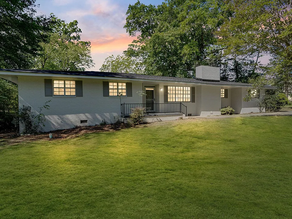 4736 Adams Rd