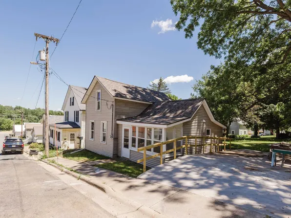 700 Railroad St, Blanchardville, WI 53516