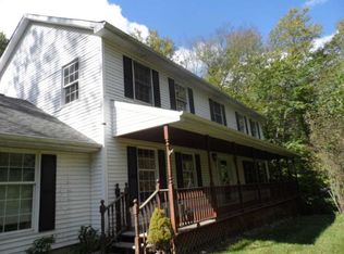 40 Blackberry Rd, Pawling, NY 12564