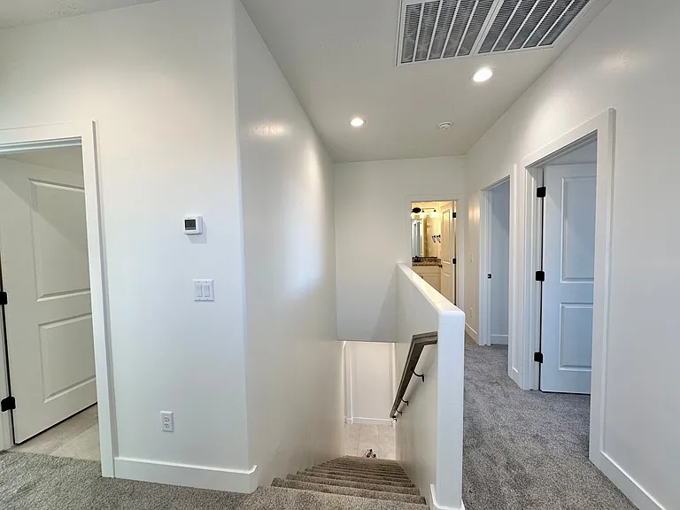 115 N 2480 W — Photo 13
