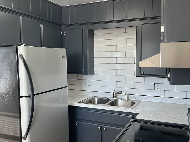 613 S 6th St #613 — Photo 3