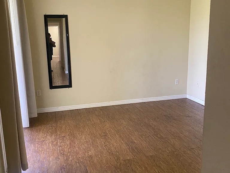 471 Insull Ct — Photo 28