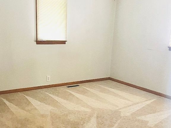 5th image of 804 W 23rd Ave