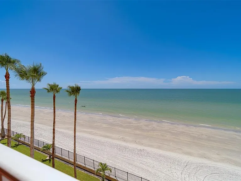 16450 Gulf Blvd #564 — Photo 46