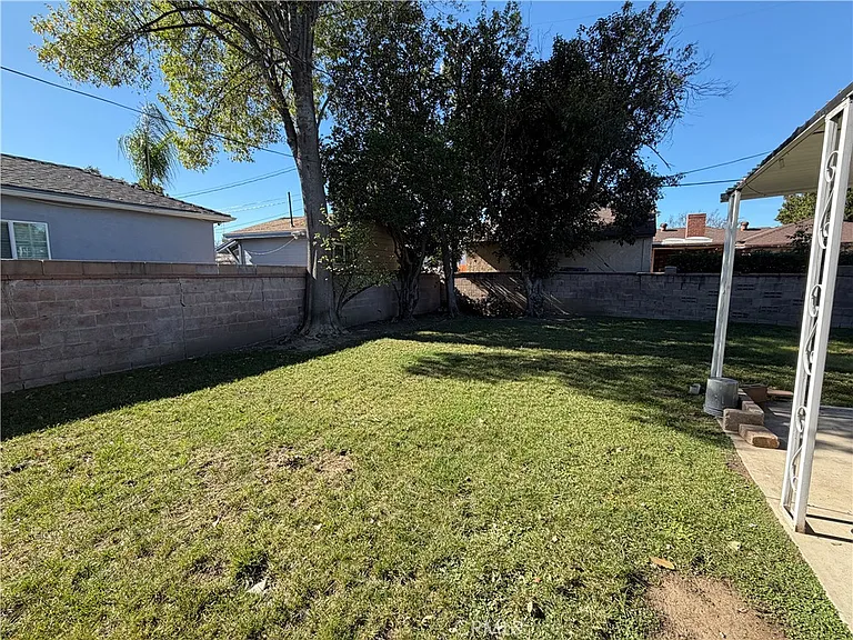 6725 Belmar Ave — Photo 22