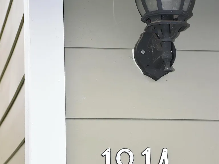 1814 Rawhide Loop — Photo 2
