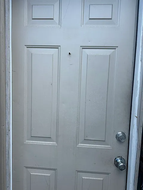 1 bed, 989 sqft, $1,350 — Photo 2