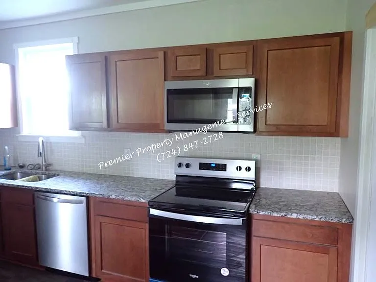 1129 Main St — Photo 14