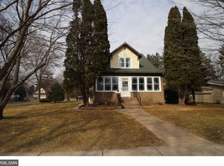 640 3rd Ave SW, Cambridge, MN 55008