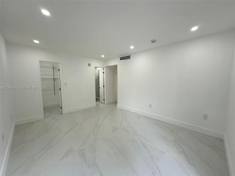 17620 Atlantic Blvd #310 — Photo 15