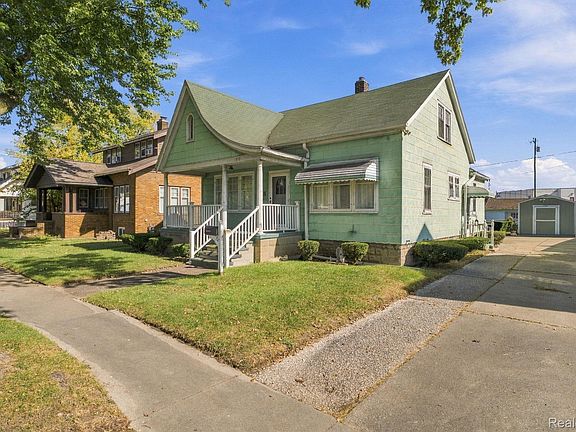 3rd image of 1710 10th Ave