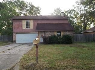 8722 Valley Rock Dr, Houston, TX 77078