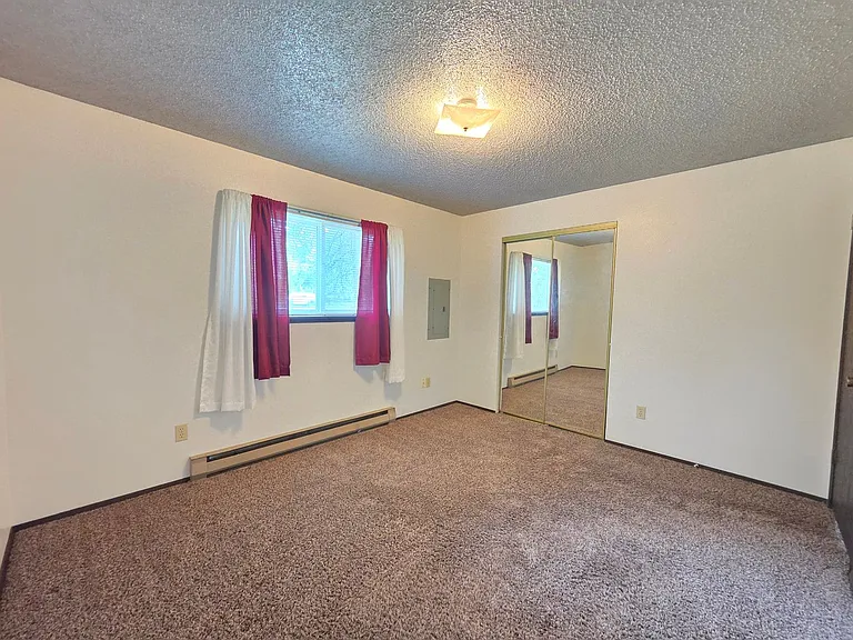 1318 S Robinhood St — Photo 15