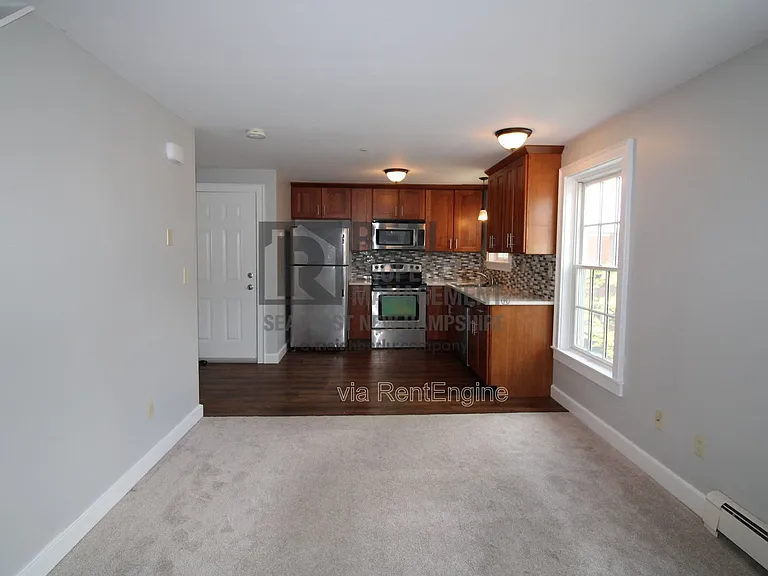 55 Hanover St #C — Photo 7