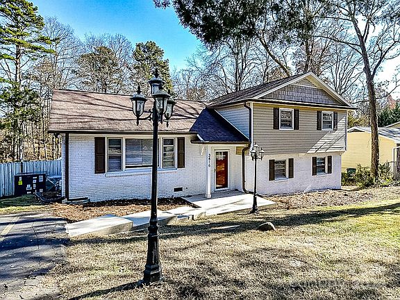3rd image of 3416 Olde Creek Trl