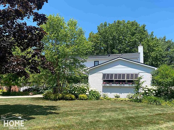 4th image of 1508 Alta Vista Dr