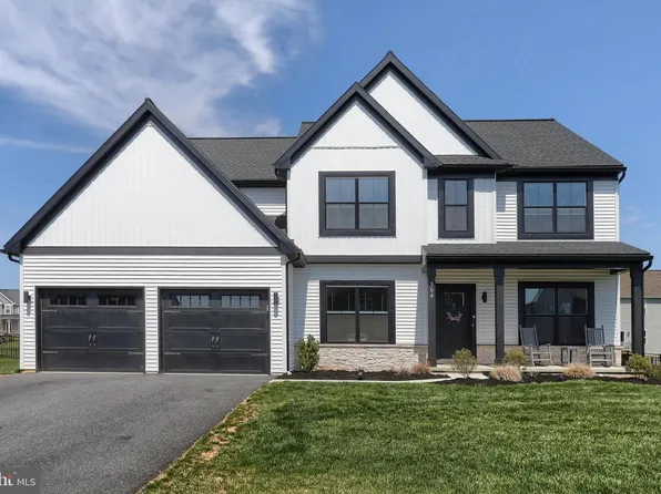 504 Breezewood Ln, Annville, PA 17003