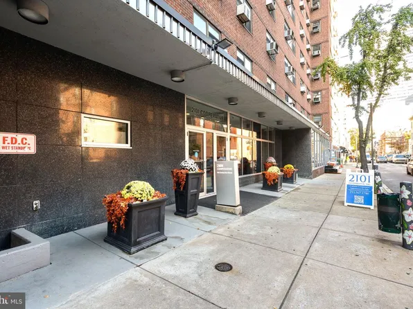 118 S 21st St APT 207, Philadelphia, PA 19103