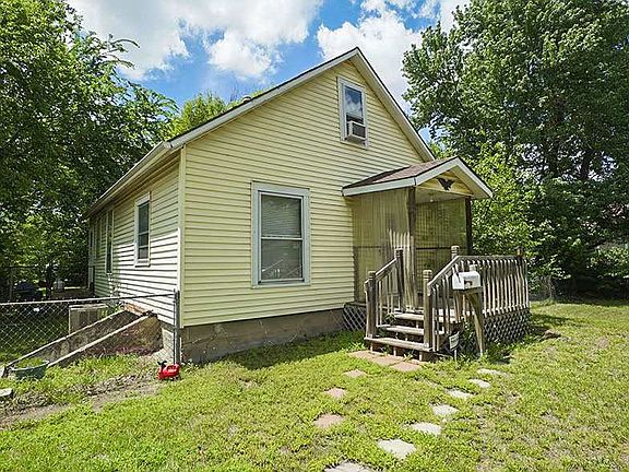 3rd image of 1709 S Lulu Ave