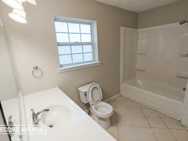 260 W Taylor St — Photo 5