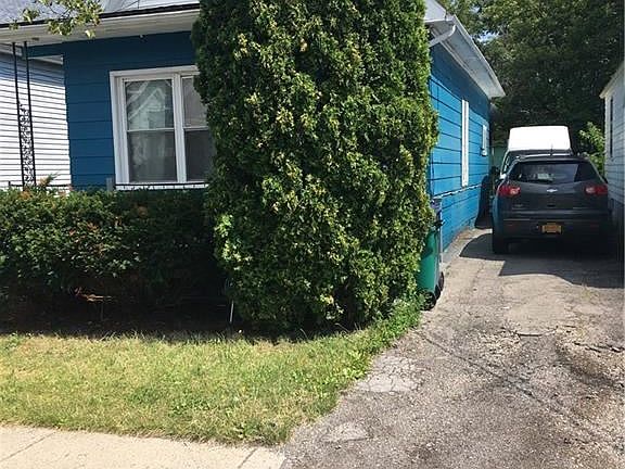 2nd image of 259 Newburgh Ave