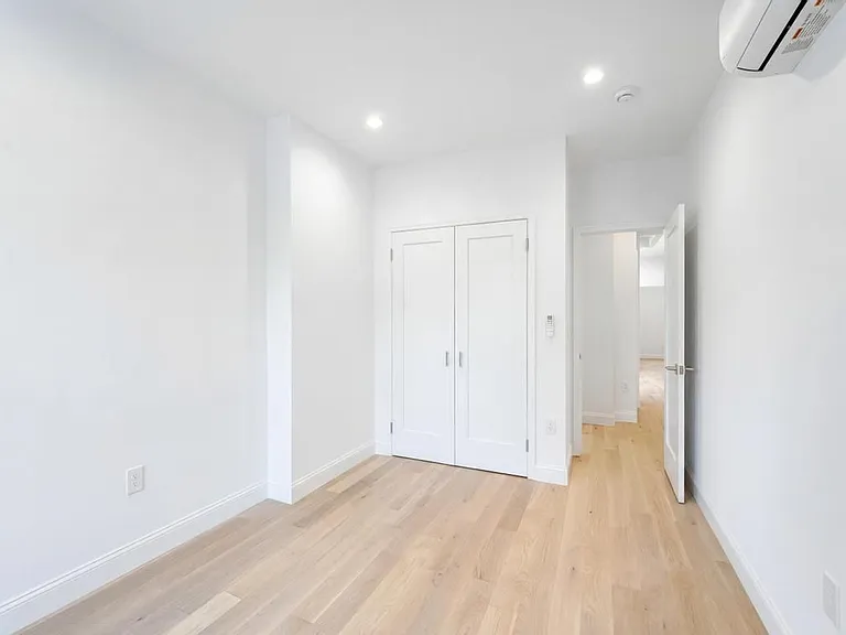 231 E 60th St #2A — Photo 4