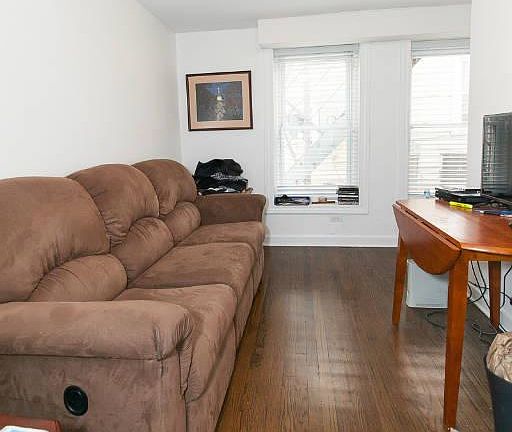 5th image of 1629 W Huron St #1R