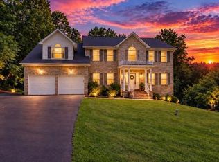 4220 Weeping Willow Ln, Huntingtown, MD 20639